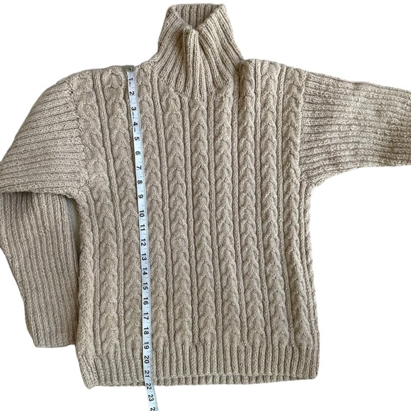 Tumble Weaver Womens Vintage Alpaca Hand Knit Cable Pattern Turtleneck Sweater M - Picture 7 of 10